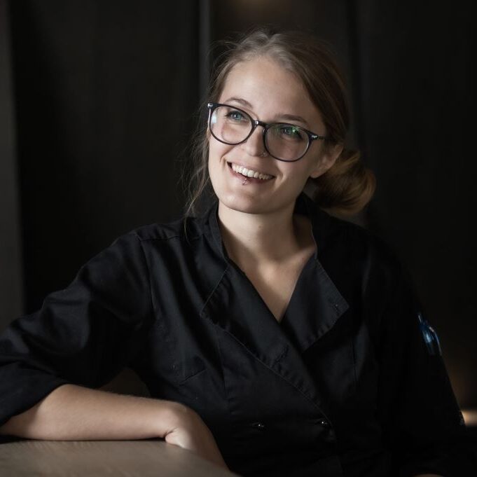 Béres Anett - Borkonyha és a Textúra cukrászséfje