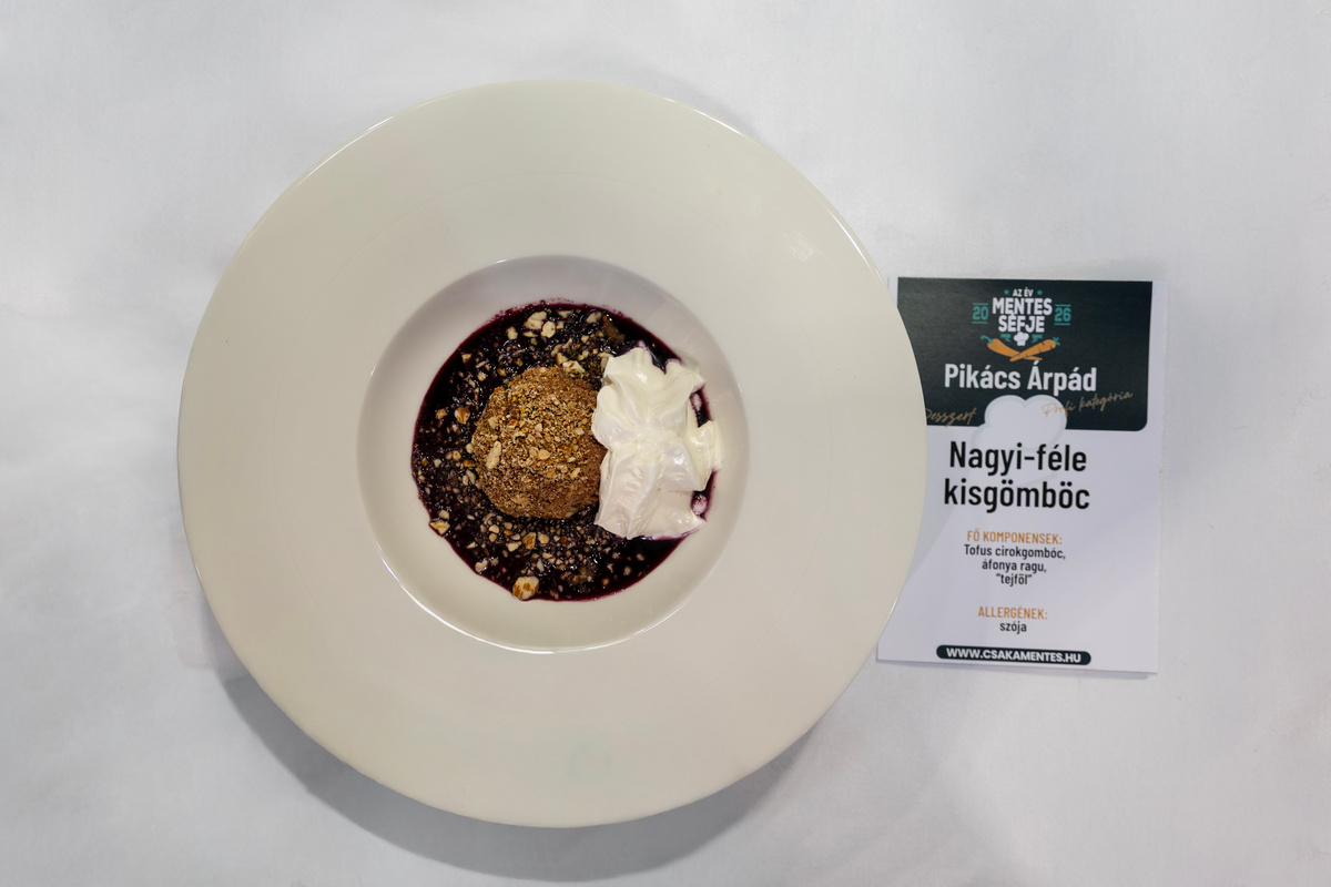 Nagyi édes gombóca - Év Mentes Séfje 2026 profi kategória döntős versenyző - Pikács Árpád desszertje