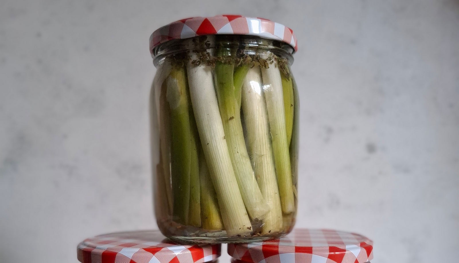 Újhagyma savanyúság - Horváth Judit, Fermentált Konyha társszerző, receptkönyvíró receptje